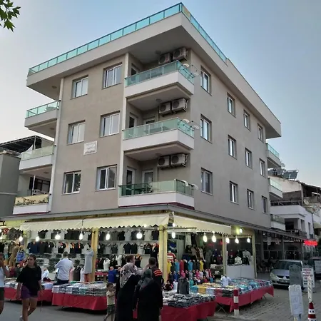 Caliskan 1 Apartment Gumuldur